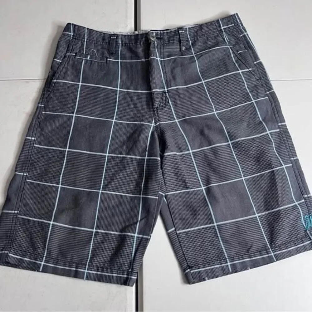 Vintage Vans Plaid Shorts mens Size 32 Y2K